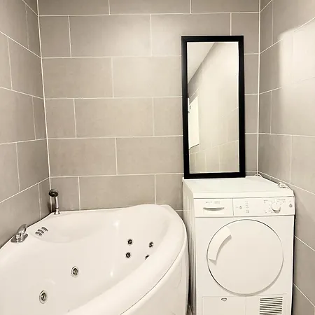 Spacious In Follebu דירה
